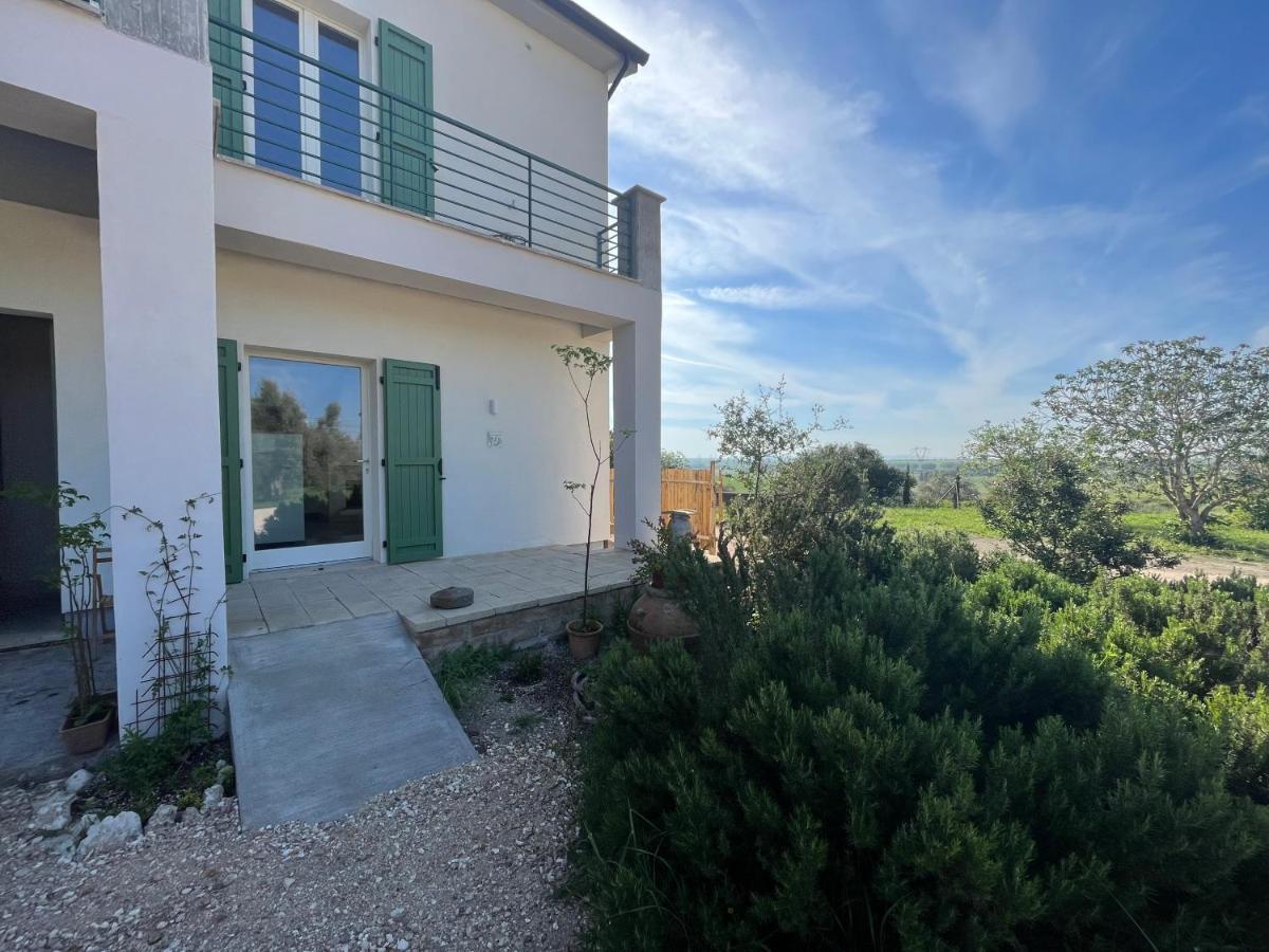 Agriturismo Casette Del Forno 蒙塔尔托迪卡斯特罗 外观 照片